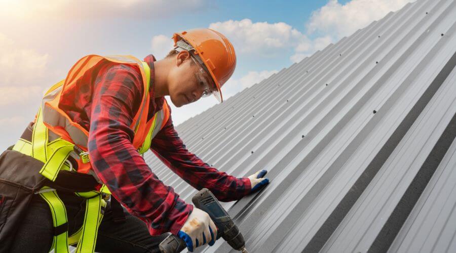 Expert top industrial roofings services in Edinburgh, IN